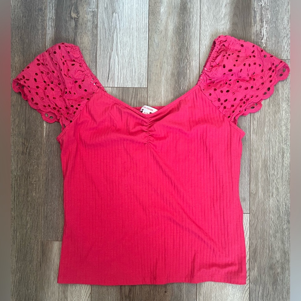 ❤️Joe fresh pink Eyelet Sleeve Top